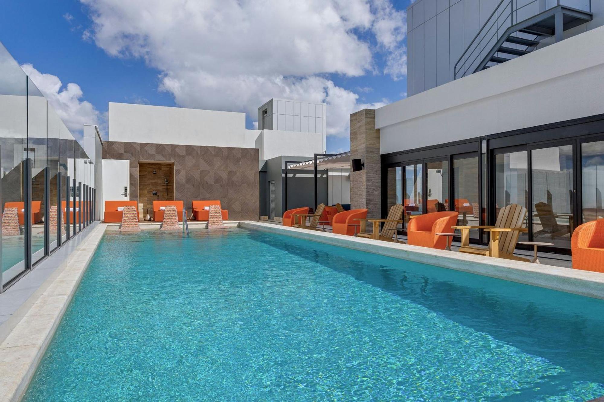 Hotel Aloft Santo Domingo Piantini Extérieur photo