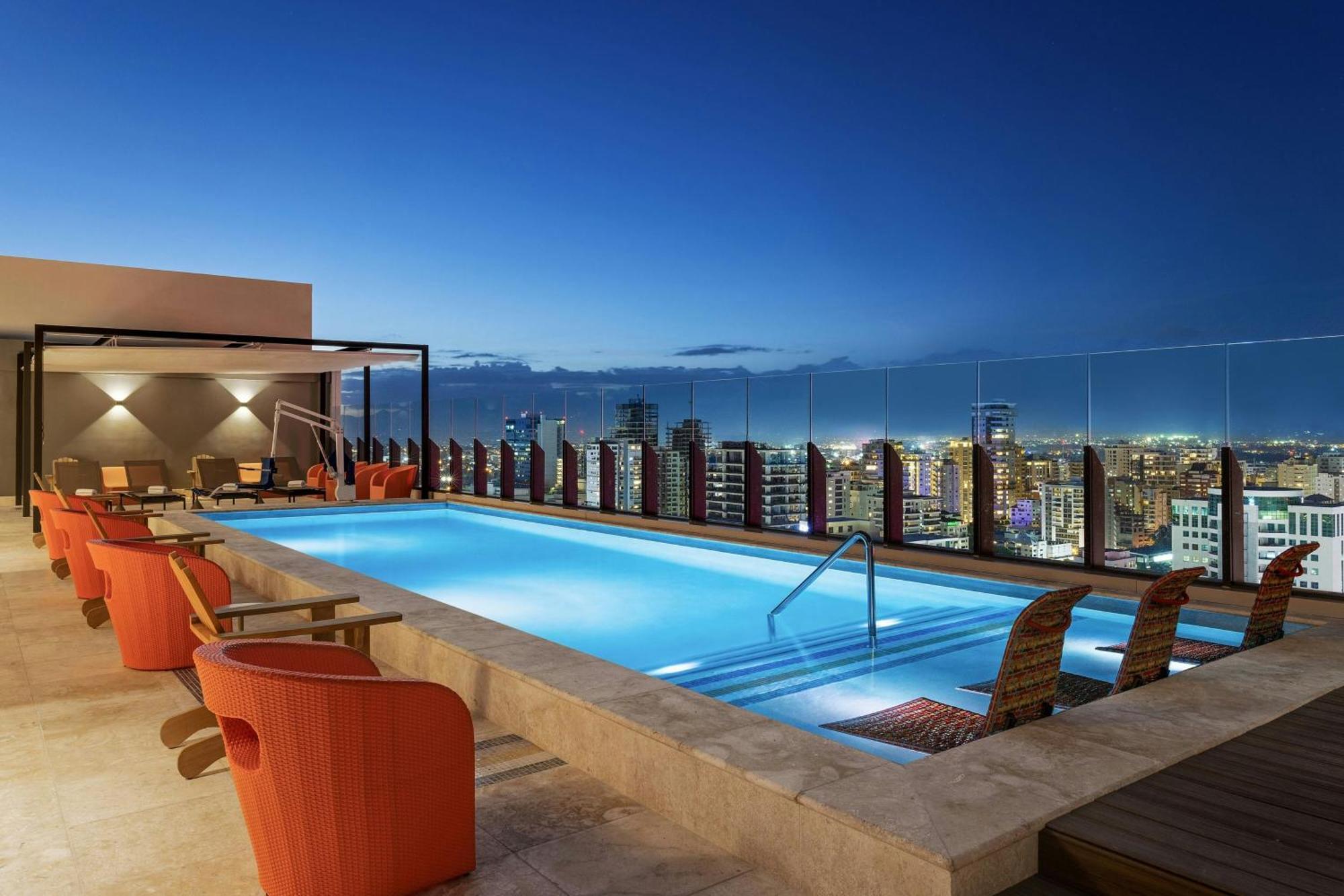 Hotel Aloft Santo Domingo Piantini Extérieur photo