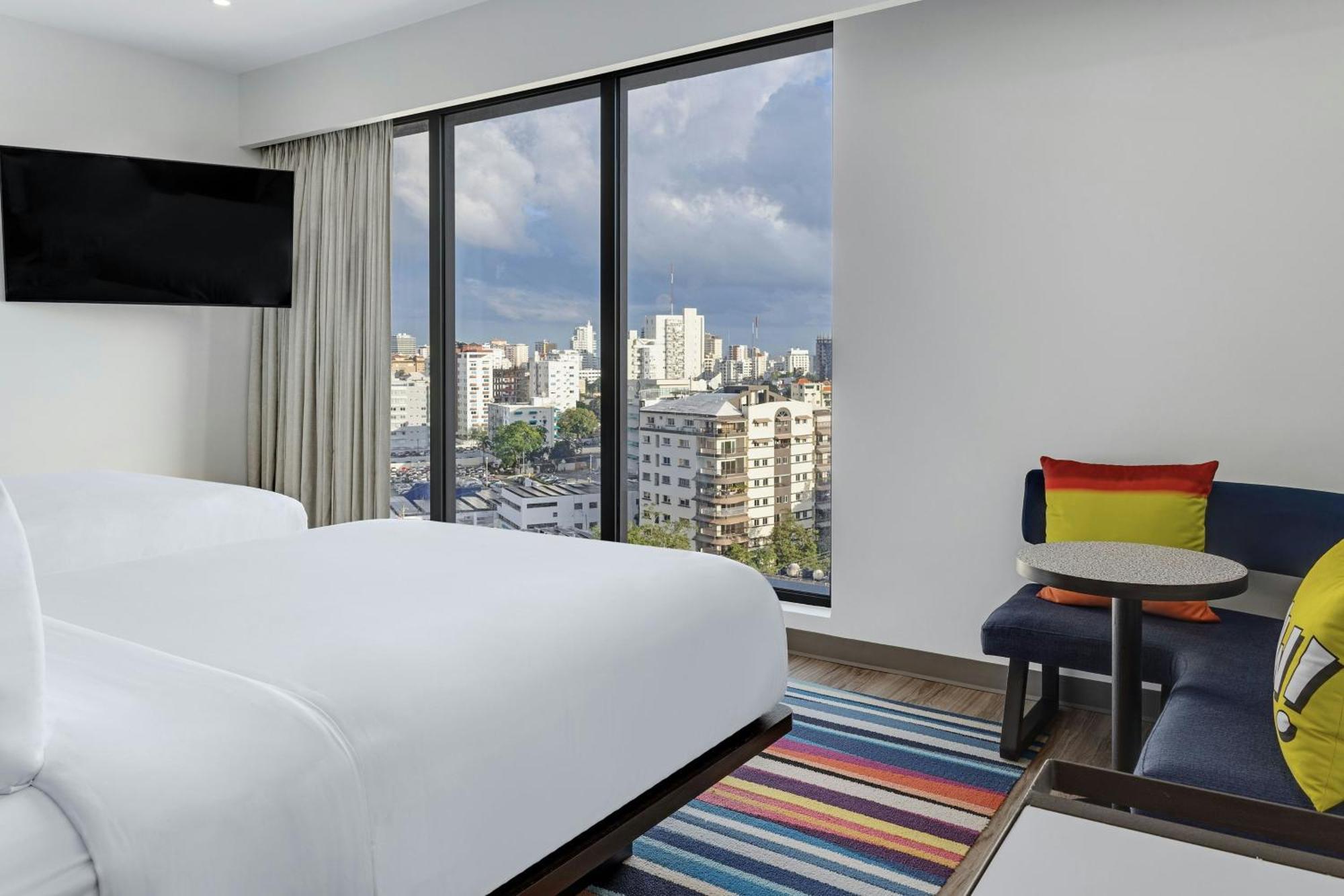 Hotel Aloft Santo Domingo Piantini Extérieur photo